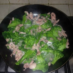 Mix the broccoli with the pancetta