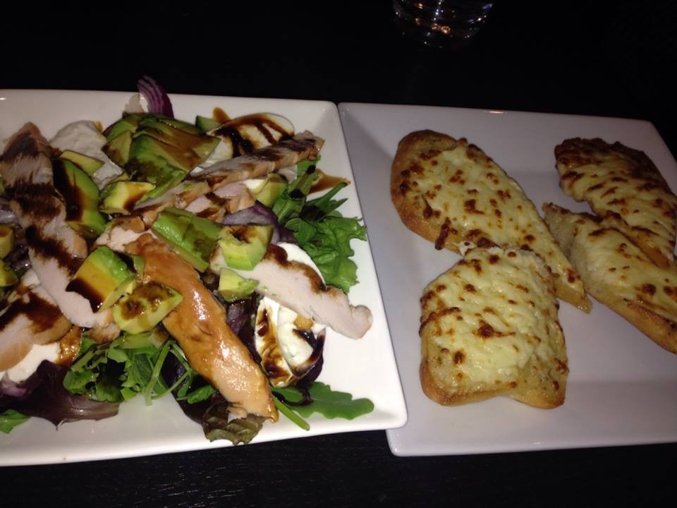 Avacado, Smoked Chicken and Mozzarella Salad with Cheesy Garlic Bread